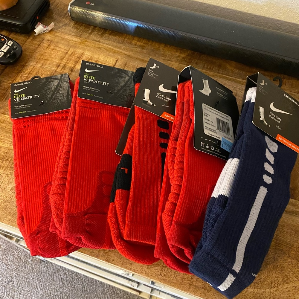 Men’s Nike basketball socks
